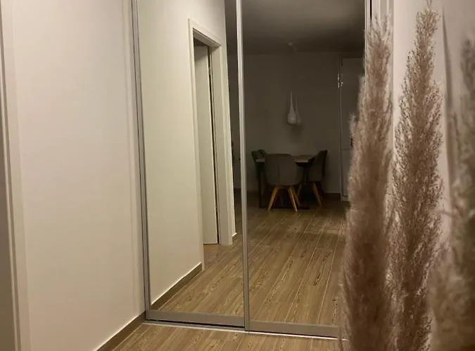 アパート Dragica ザダル